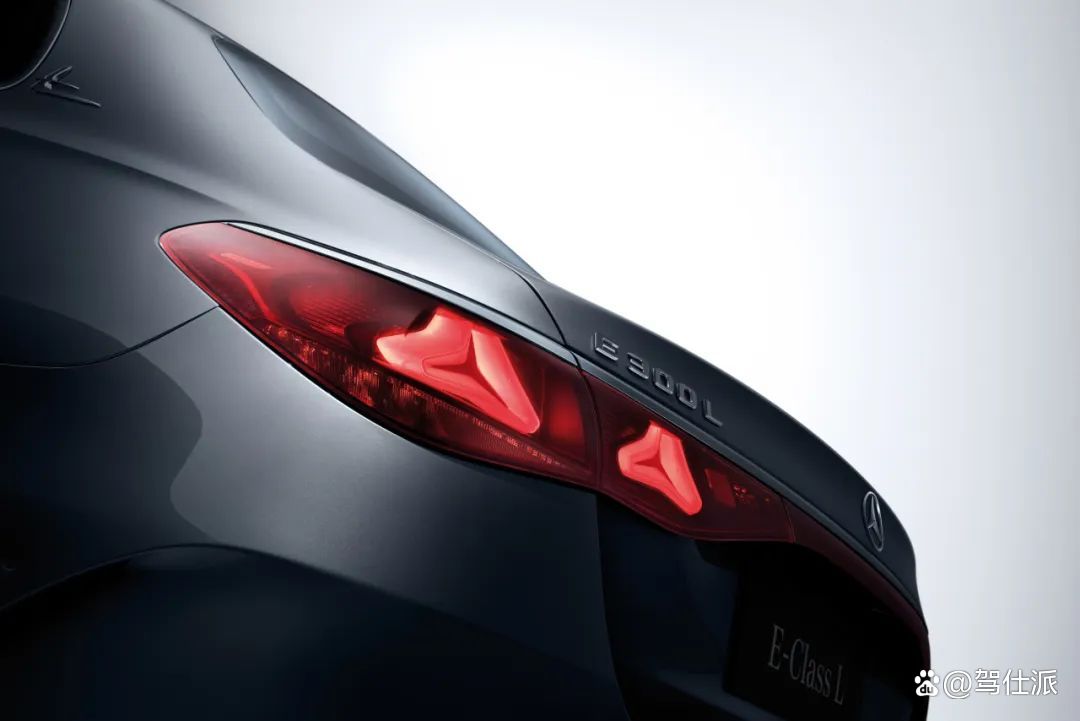奔驰全新一代E级车：舒适上的小迈巴赫，智能超越EQS插图9